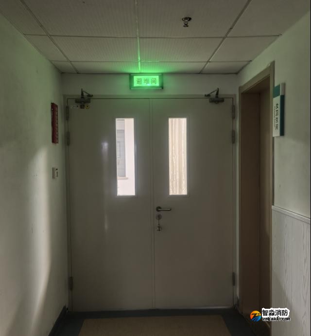 避難層、避難間未設置明顯指示標識